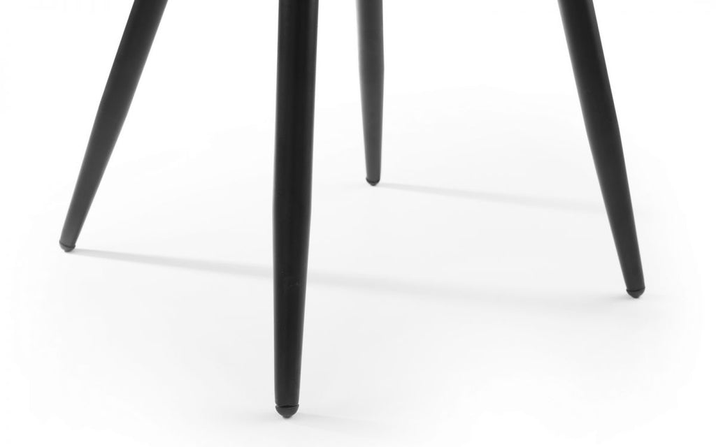 Berwick Round Table & 4 Burgess Blue Chairs