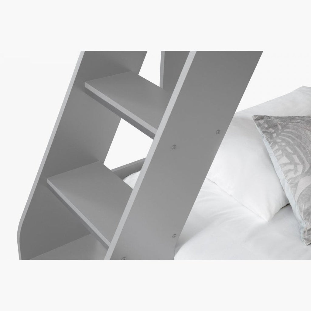 Domino Triple Sleeper - Light Grey