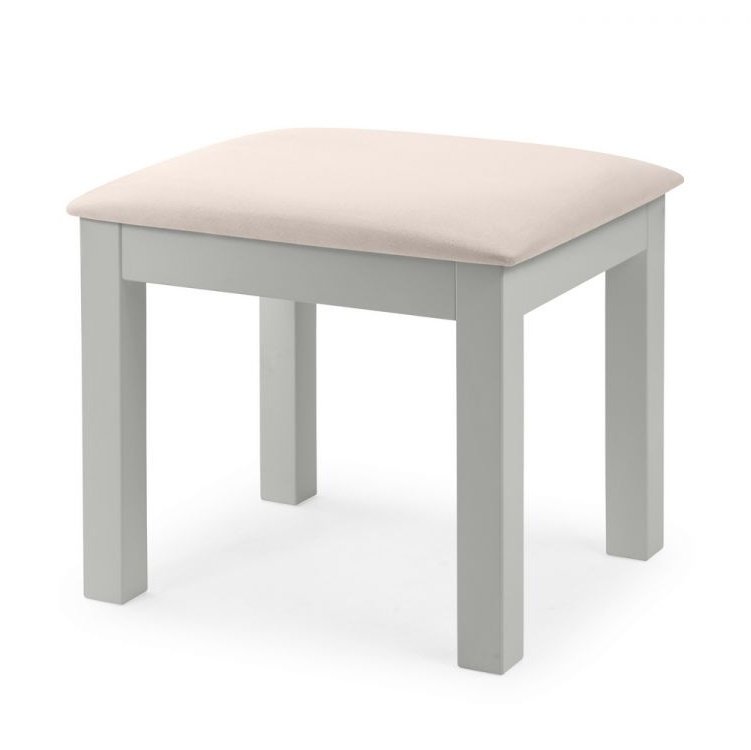 Maine Dressing Stool