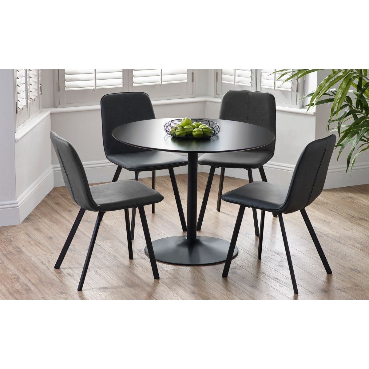 Nero Round Table & 4 Goya Antique Black Chairs
